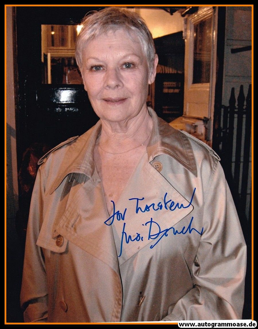 Autogramm Film (UK) | Judi DENCH | 2006 Foto (Portrait Color XL)