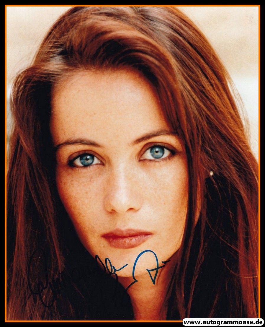 Autogramm Film (Frankreich) | Emmanuelle BEART | 1990er Foto (Portrait Color XL)
