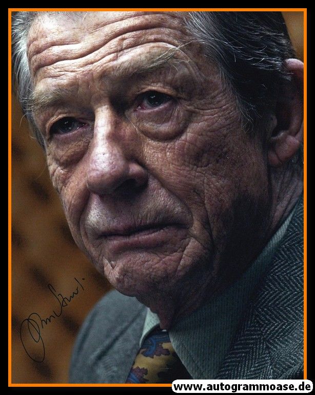 Autogramm Film (UK) | John HURT | 2011 Foto (Tinker Tailor Soldier Spy) XL