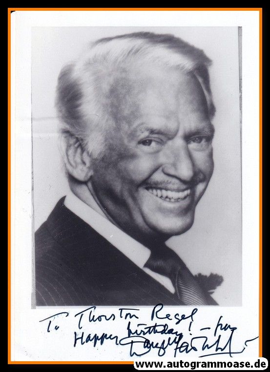 Autogramm Film (USA) | Douglas FAIRBANKS jr. | 1990er Foto (Portrait SW)