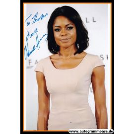 Autogramm Film (UK) | Naomie HARRIS | 2010er Foto (Portrait Color)