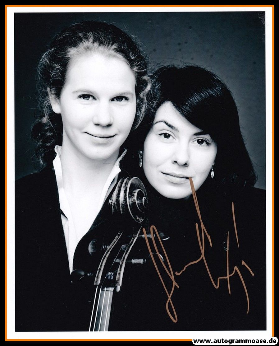 Autogramm Instrumental (Cello) | Harriet KRIJGH | 2010er Foto (Portrait SW XL) Magda Amara