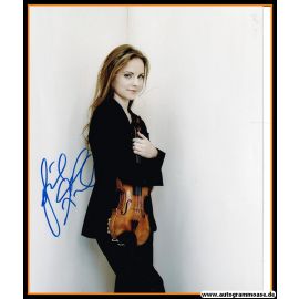 Autogramm Geige | Julia FISCHER | 2010er Foto (Portrait Color XL) 2