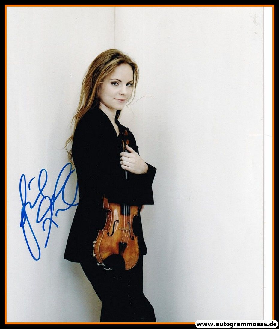 Autogramm Geige | Julia FISCHER | 2010er Foto (Portrait Color XL) 2