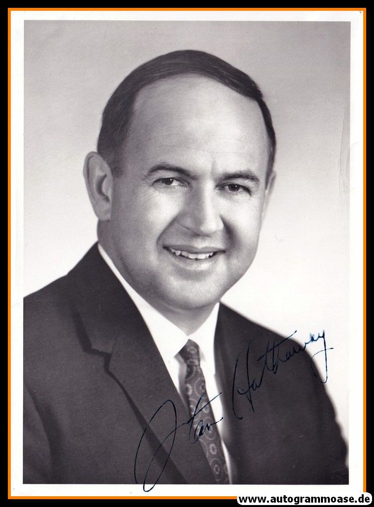 Autogramm Politik (USA) | Stanley K. HATHAWAY | Secretary DOI | 1960er Foto (Portrait SW M)