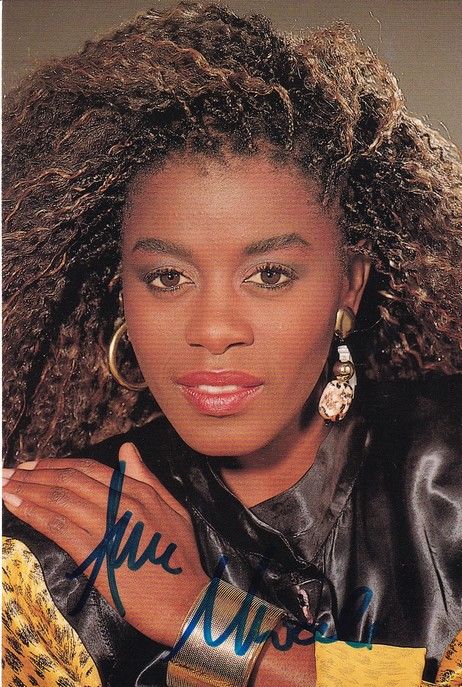 Autogramm Schauspieler | Anne MWABE | 1990er (Portrait Color) Knör