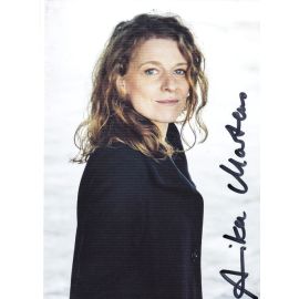 Autogramm Schauspieler | Annika MARTENS | 2017 (Portrait Color) Konietzny