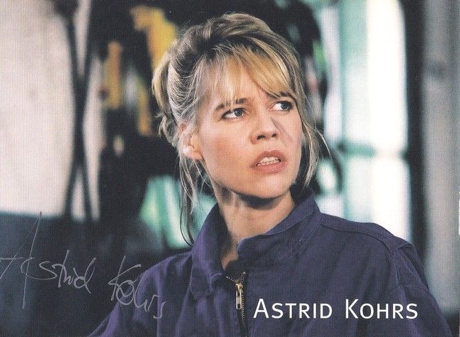 Autogramm Schauspieler | Astrid KOHRS | 2002 (Portrait Color) Ehrenhofer