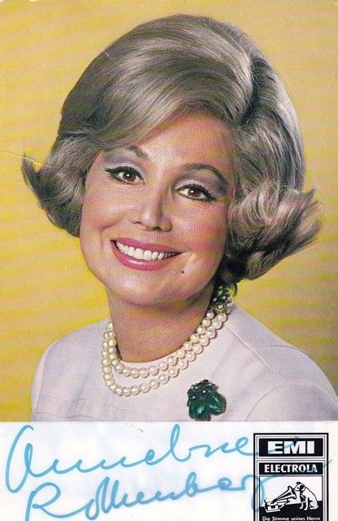 Autogramm Klassik | Anneliese ROTHENBERGER | 1970er (Portrait Color EMI) Diskografie