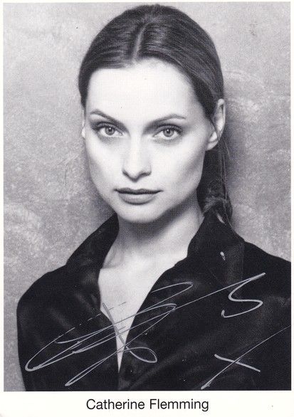 Autogramm Schauspieler | Catherine FLEMMING | 2000er (Portrait SW)