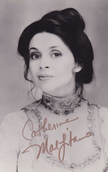 Autogramm Klassik (USA) | Catherine MALFITANO | 1990er Foto (Portrait SW)
