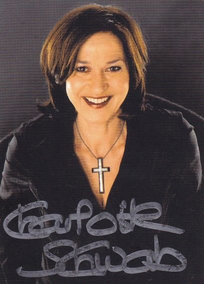 Autogramm Schauspieler | Charlotte SCHWAB | 2000er (Portrait Color)