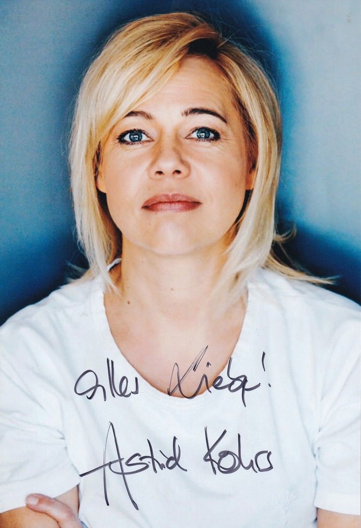 Autogramm Schauspieler | Astrid KOHRS | 2010er Foto (Portrait Color XL)