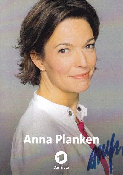Autogramm TV | ARD | Anna PLANKEN | 2010er (Portrait Color) Fusswinkel 2