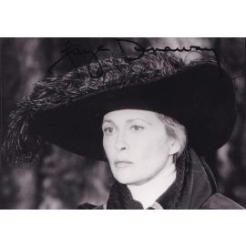 Autogramm Film (USA) | Faye DUNAWAY | 1980er Foto (Portrait SW Hut)