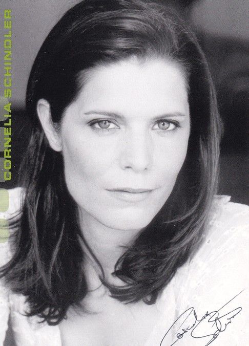 Autogramm Schauspieler | Cornelia SCHINDLER | 2000er (Portrait SW) Theis