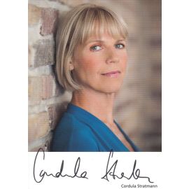 Autogramm Comedy | Cordula STRATMANN | 2010er (Portrait Color)