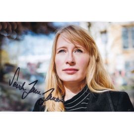 Autogramm Schauspieler | Sarah-Jane JANSON | 2010er Foto (Portrait Color XL)