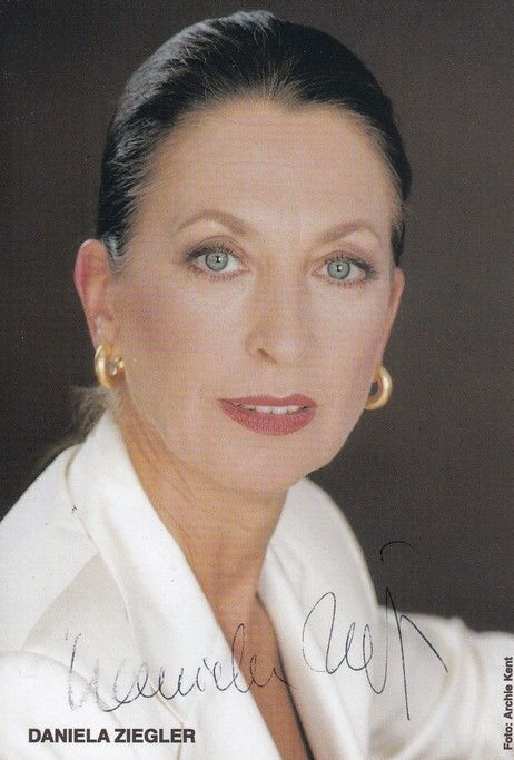 Autogramm Schauspieler | Daniela ZIEGLER | 2000er (Portrait Color) Kent