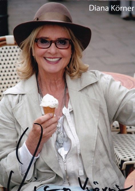 Autogramm Schauspieler | Diana KÖRNER | 2000er Foto (Portrait Color)