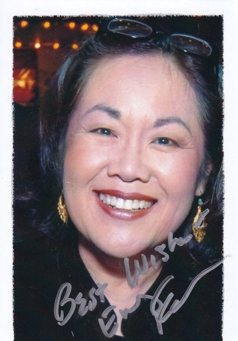 Autogramm Film (USA) | Emily KURODA | 2000er Foto (Portrait Color)