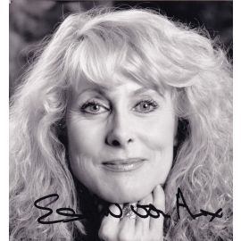 Autogramm Schauspieler | Esther VON ARX | 1990er Foto (Portrait SW)