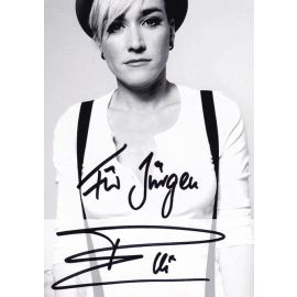 Autogramm Pop | Elli ERL | 2010er (Portrait SW Kleider) DSDS