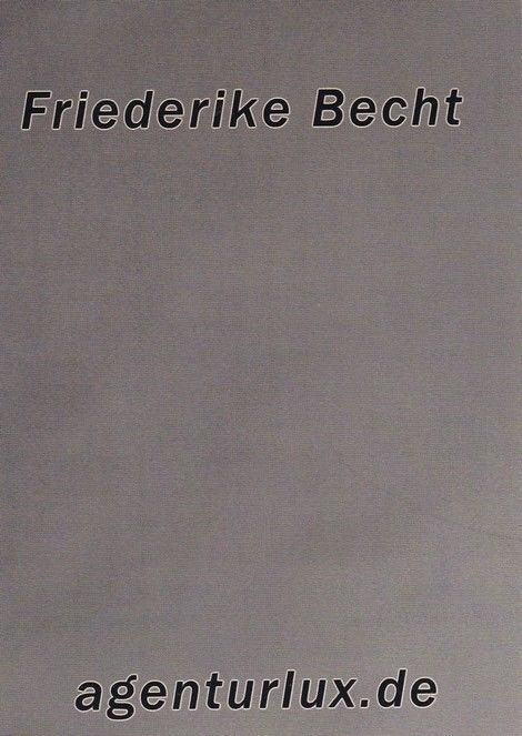 Autogramm Schauspieler | Friederike BECHT | 2010er (Portrait Color) Lux