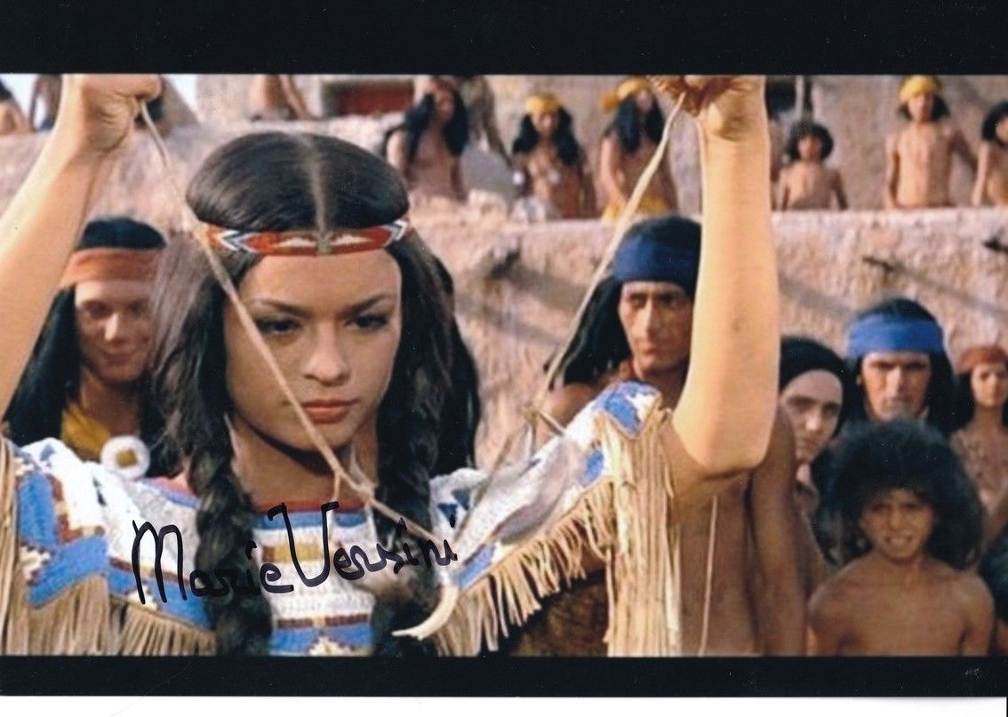 Autogramm Film (FR) | Marie VERSINI | 1963 Foto "Winnetou" (Filmszene Color XL)