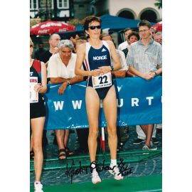 Autogramm Gehen | Kjersti PLÄTZER | 2000er Foto (Rennszene Color XL) OS-Silber