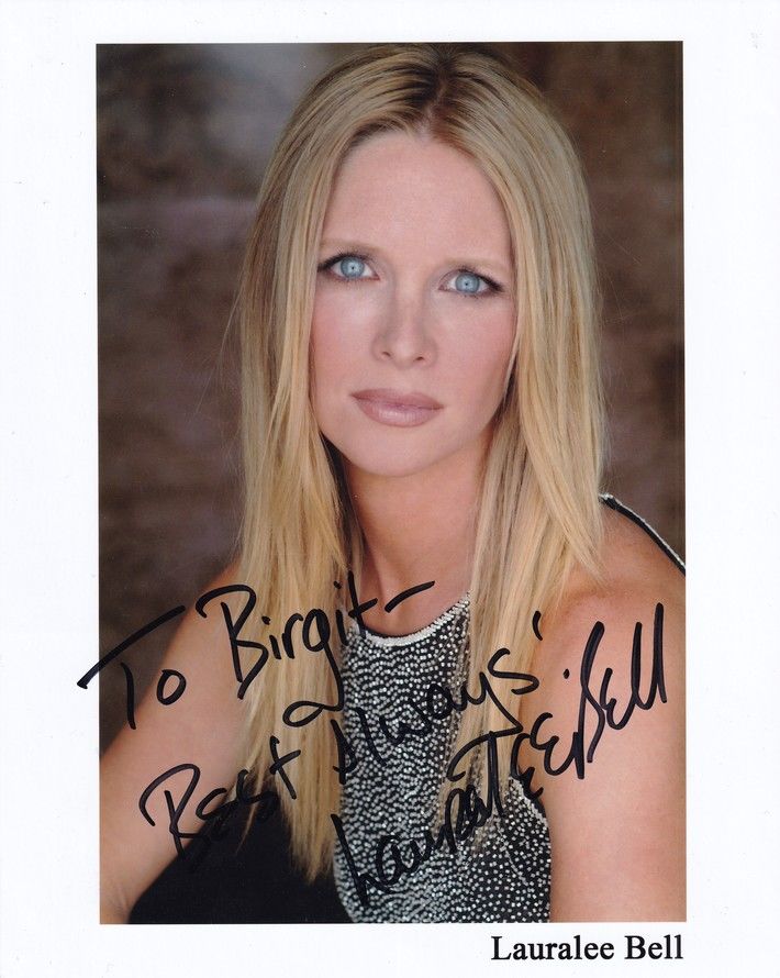 Autogramm Film (USA) | Lauralee BELL | 2000er Foto (Portrait Color XL)