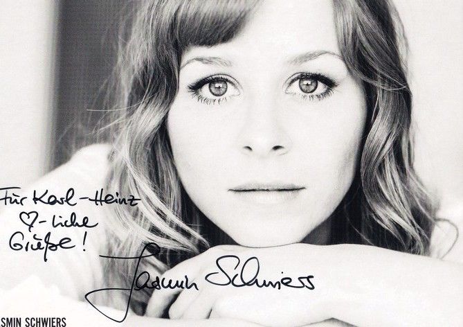 Autogramm Schauspieler | Jasmin SCHWIERS | 2000er (Portrait SW) Nass