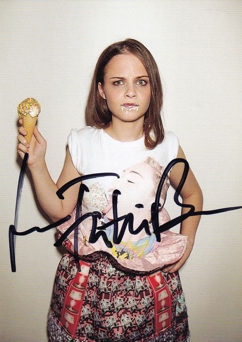 Autogramm Schauspieler | Jasna Fritzi BAUER | 2010er (Portrait Color) Kolmer