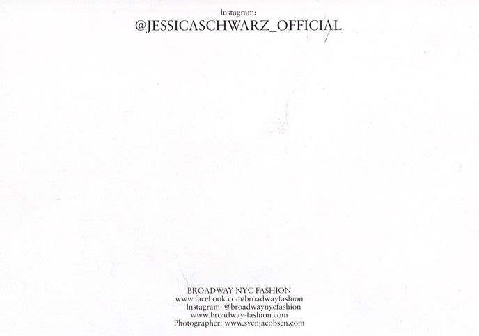 Autogramm Schauspieler | Jessica SCHWARZ | 2010er (Portrait SW) Broadway
