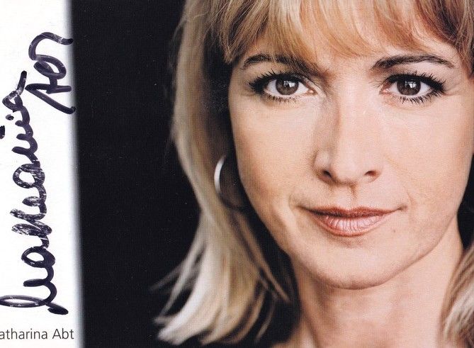 Autogramm Schauspieler | Katharina ABT | 2010er (Portrait Color) Bothor