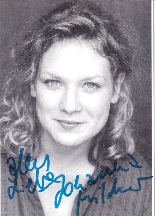 Autogramm Schauspieler | Johanna MILDNER | 2010er (Portrait SW)