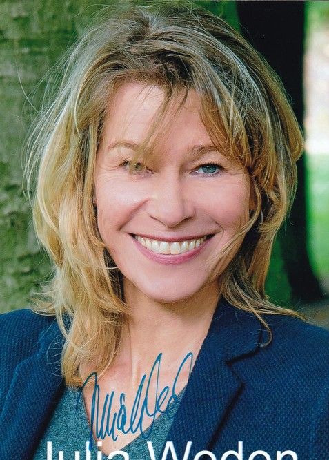 Autogramm Schauspieler | Julia WEDEN | 2010er (Portrait Color) 