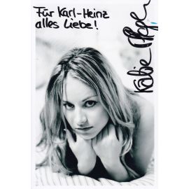 Autogramm Schauspieler | Katie PFLEGHAR | 2010er Foto (Portrait SW)