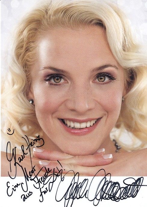 Autogramm Schlager | Judith HILDEBRANDT | 2011 "Ganz Nah" Warner