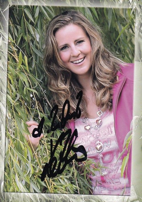 Autogramm Schlager | Katharina HERZ | 2011 "Die Liebe Lebt"