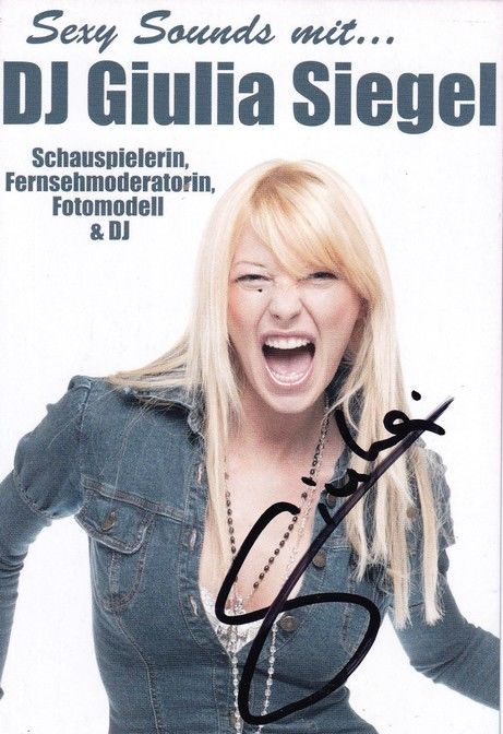 Autogramm Model | Giulia SIEGEL | 2000er (Portrait Color) Rostocker
