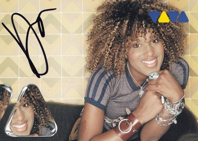 Autogramm Pop / TV | VIVA | Daisy DEE | 1990er (Portrait Color) Stempell