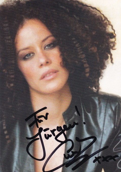 Autogramm Pop | CURLY | 2006 "Natural" (Portrait Color) 2