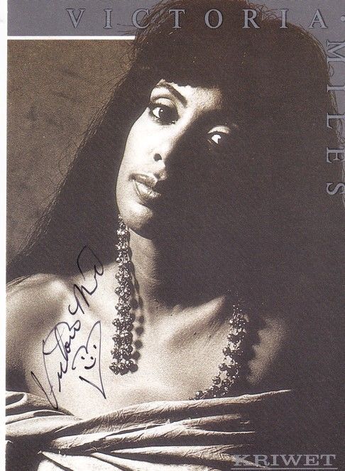 Autogramm Pop (USA) | Victoria MILES | 1990 "Just The Way It Is" (Kriwet)