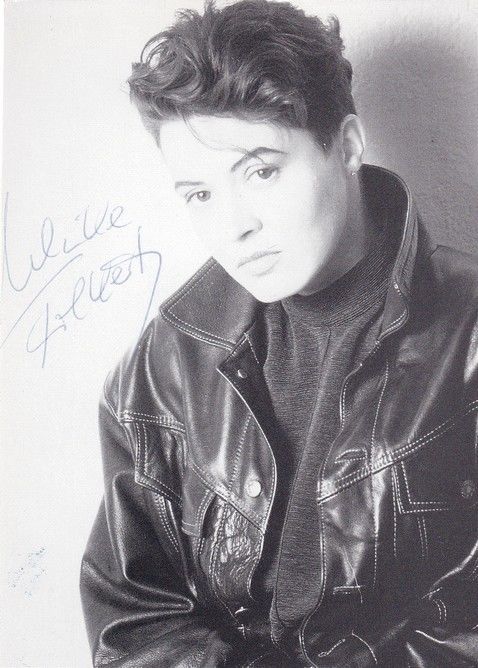 Autogramm Schauspieler | Ulrike FOLKERTS | 1980er (Portrait SW) 2