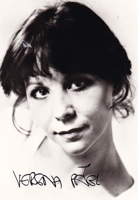 Autogramm Schauspieler | Verena PETER | 1980er (Portrait SW)