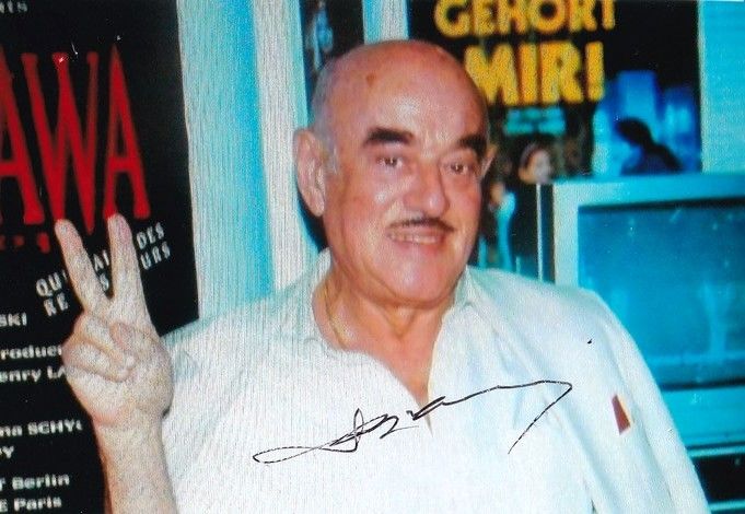 Autogramm Regisseur | Artur BRAUNER | 1980er Foto (Portrait Color)
