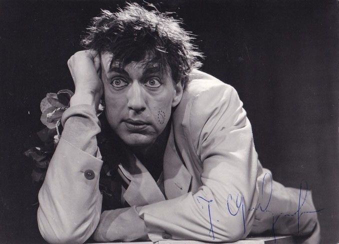Autogramm Schauspieler | Jörg GUDZUHN | 1990er (Portrait SW)