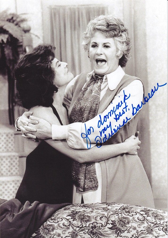 Autogramm Film (USA) | Adrienne BARBEAU | 1970er "Maude" (Filmszene SW XL) 2