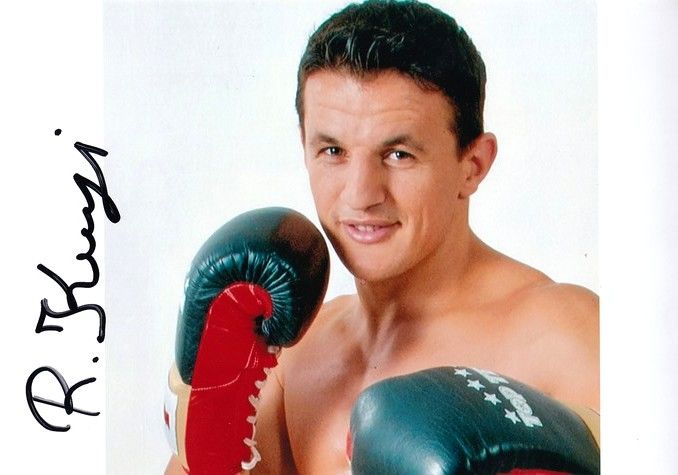 Autogramm Boxen | Robin KRASNIQI | 2010er Foto (Portrait Color) 